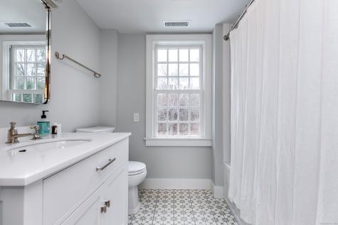 12 South Kent Road New Milford CT 06755