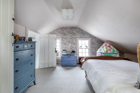 12 South Kent Road New Milford CT 06755