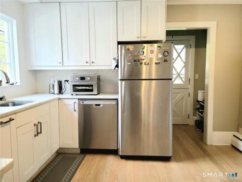 534 Fern Street West Hartford CT 06107