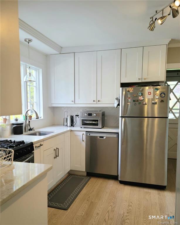 534 Fern Street West Hartford CT 06107