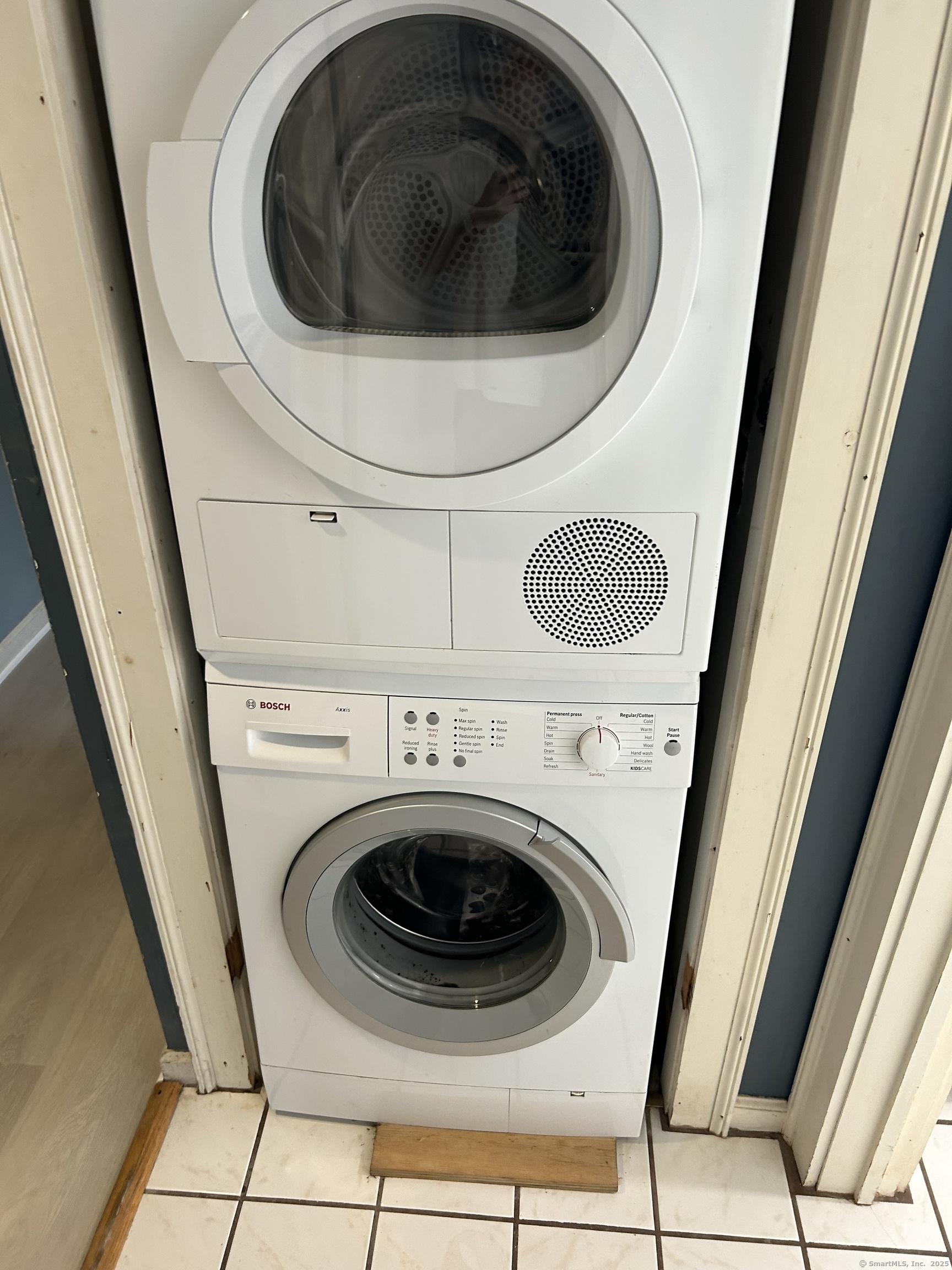 34 Essex Street Hartford CT 06114