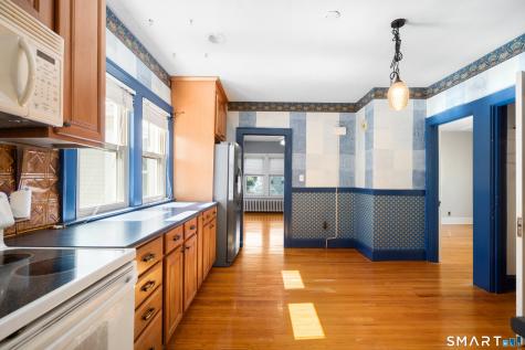 118 Cambridge Street West Hartford CT 06110