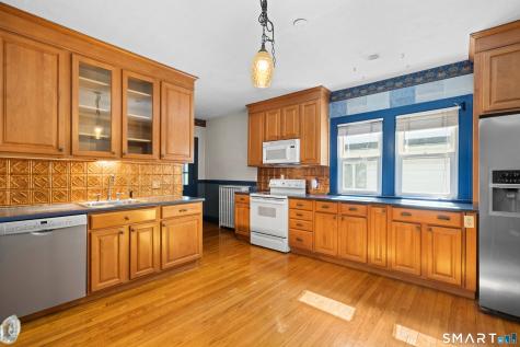 118 Cambridge Street West Hartford CT 06110