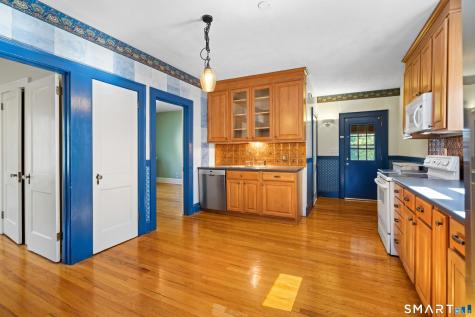 118 Cambridge Street West Hartford CT 06110