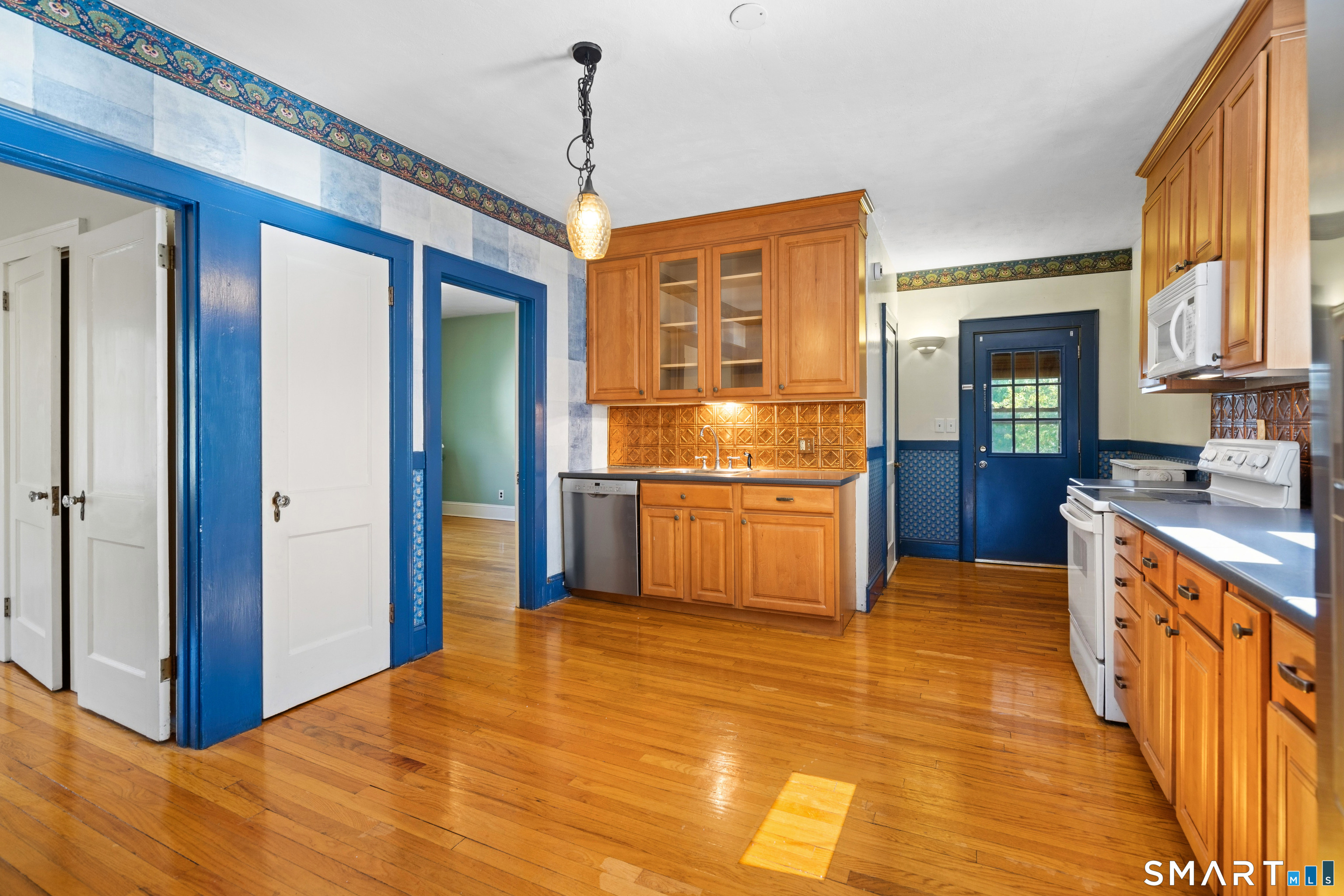 118 Cambridge Street West Hartford CT 06110