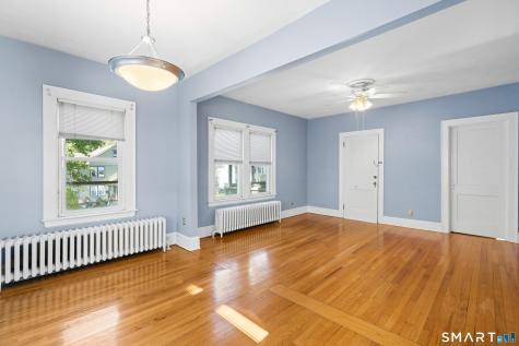 118 Cambridge Street West Hartford CT 06110
