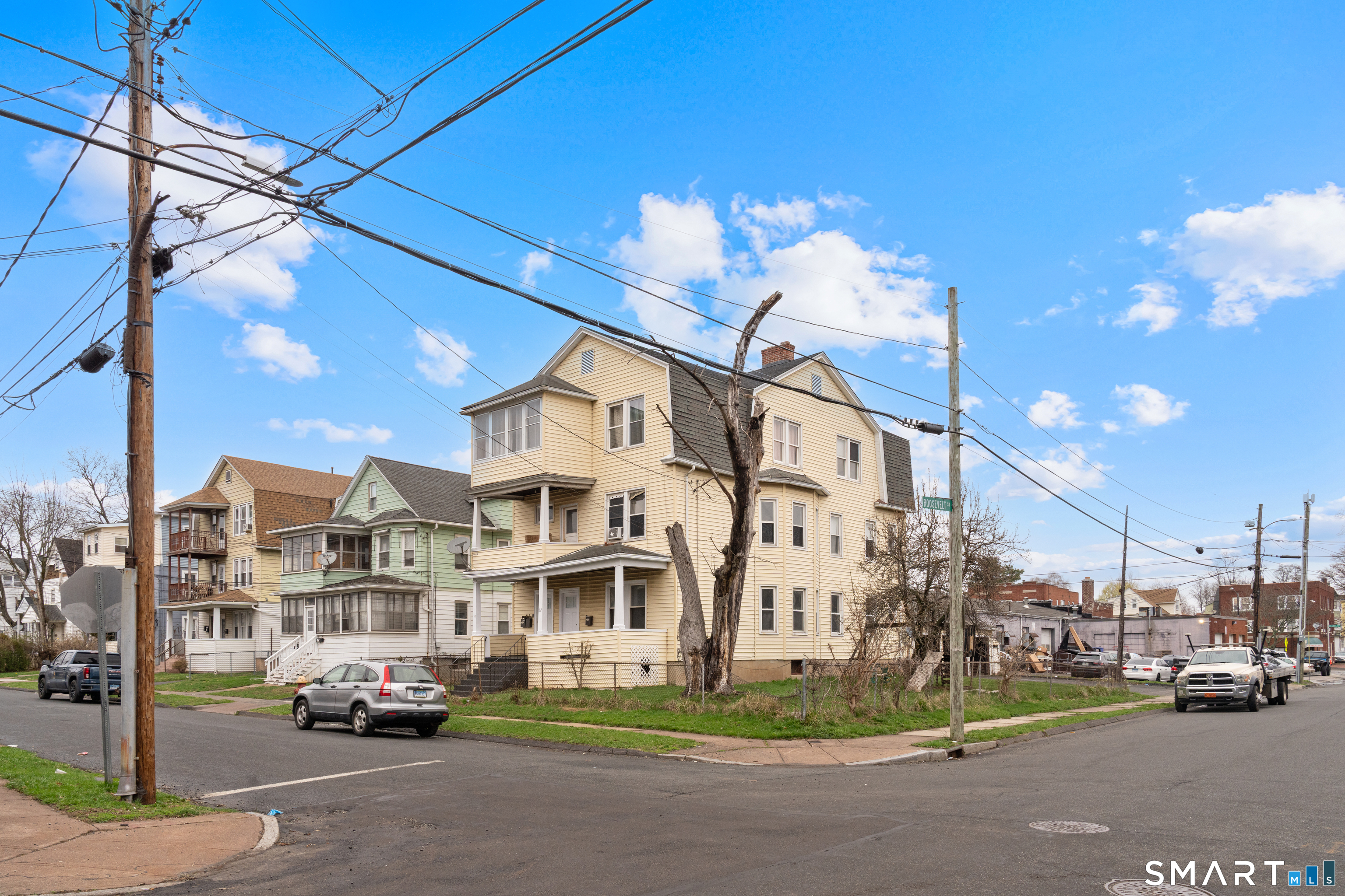 30-32 Fenwick Street Hartford CT 06114
