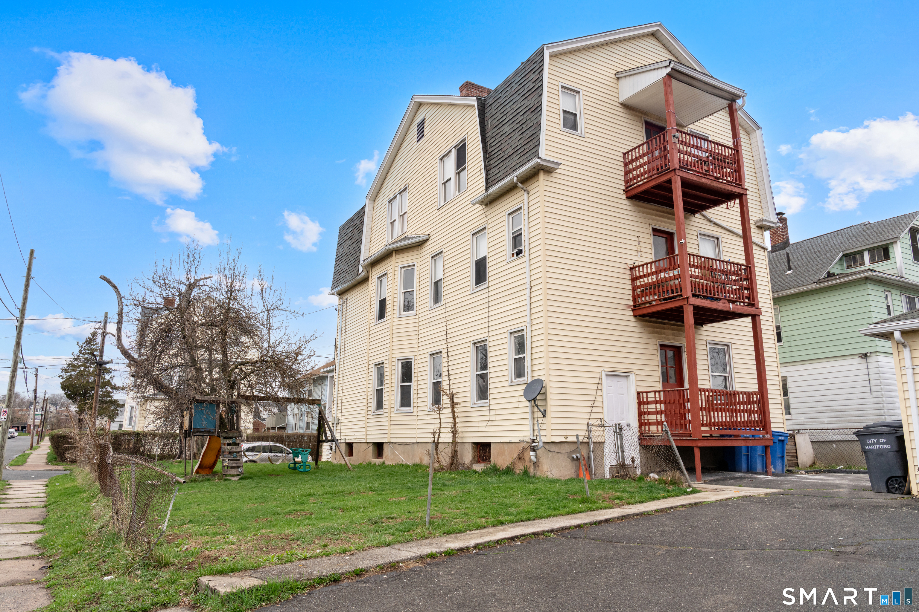 30-32 Fenwick Street Hartford CT 06114