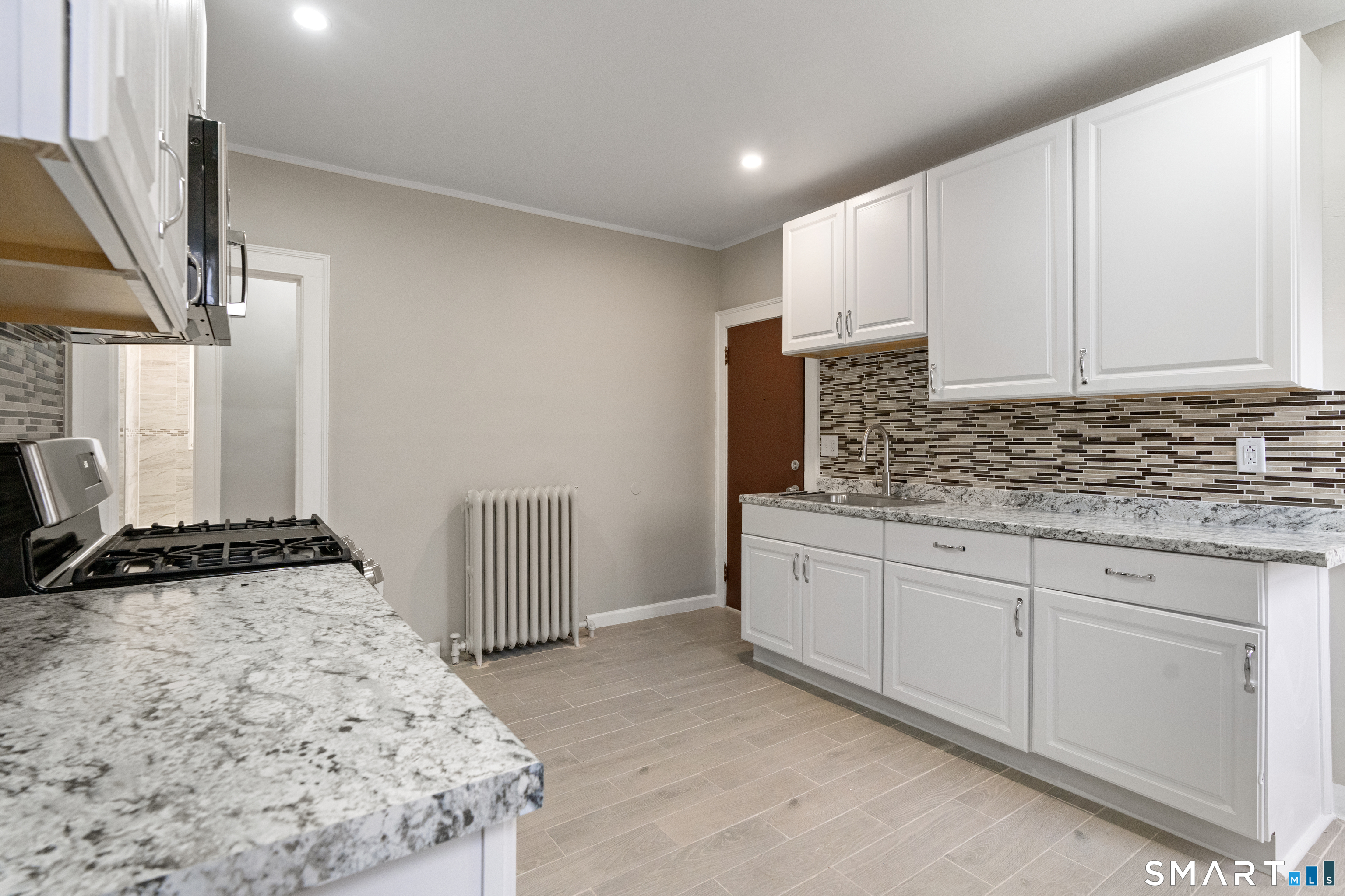 30-32 Fenwick Street Hartford CT 06114