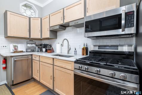 43 Woodland Street New Haven CT 06511