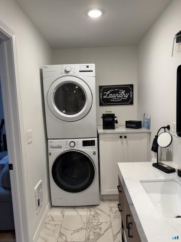 43 Woodland Street New Haven CT 06511