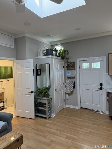 43 Woodland Street New Haven CT 06511