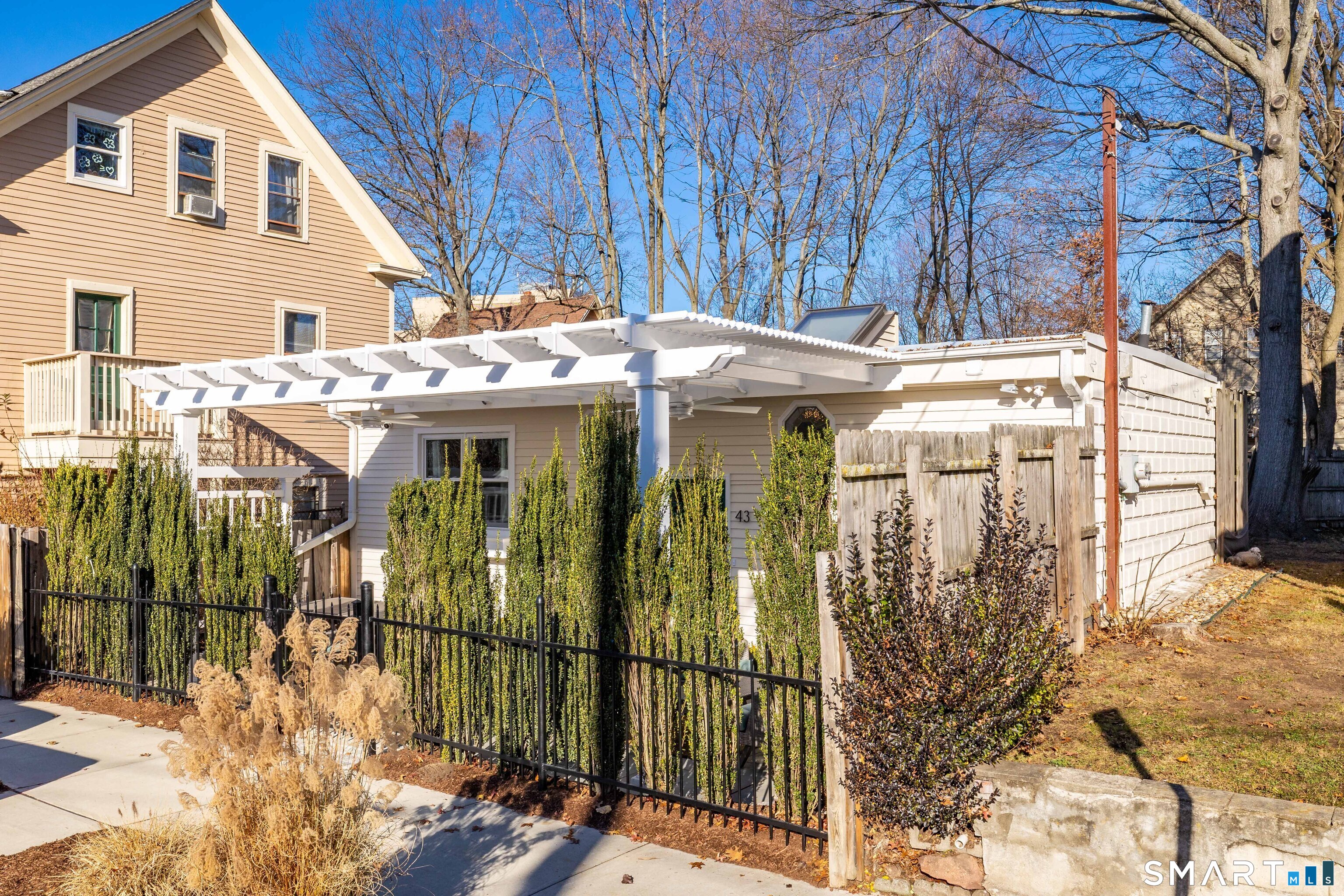 43 Woodland Street New Haven CT 06511