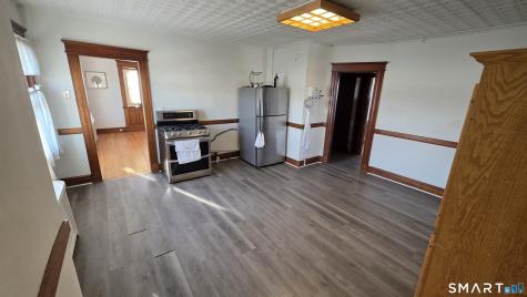393 Highland Avenue Waterbury CT 06708