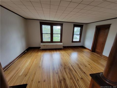 393 Highland Avenue Waterbury CT 06708