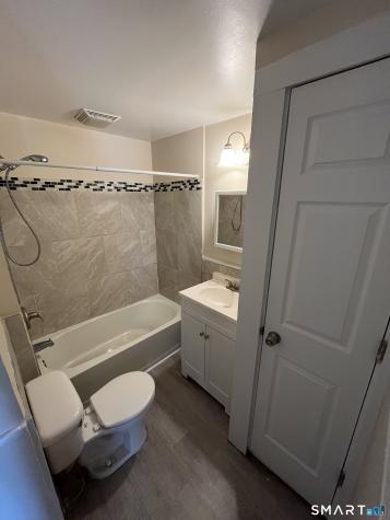33 Dewey Street New Britain CT 06051