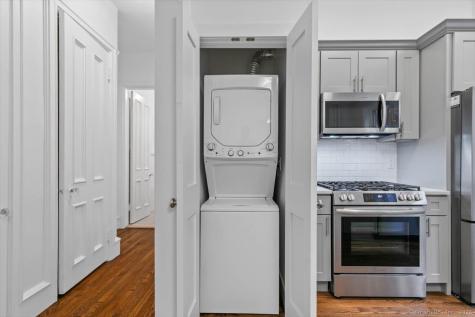 284 Orange Street New Haven CT 06510