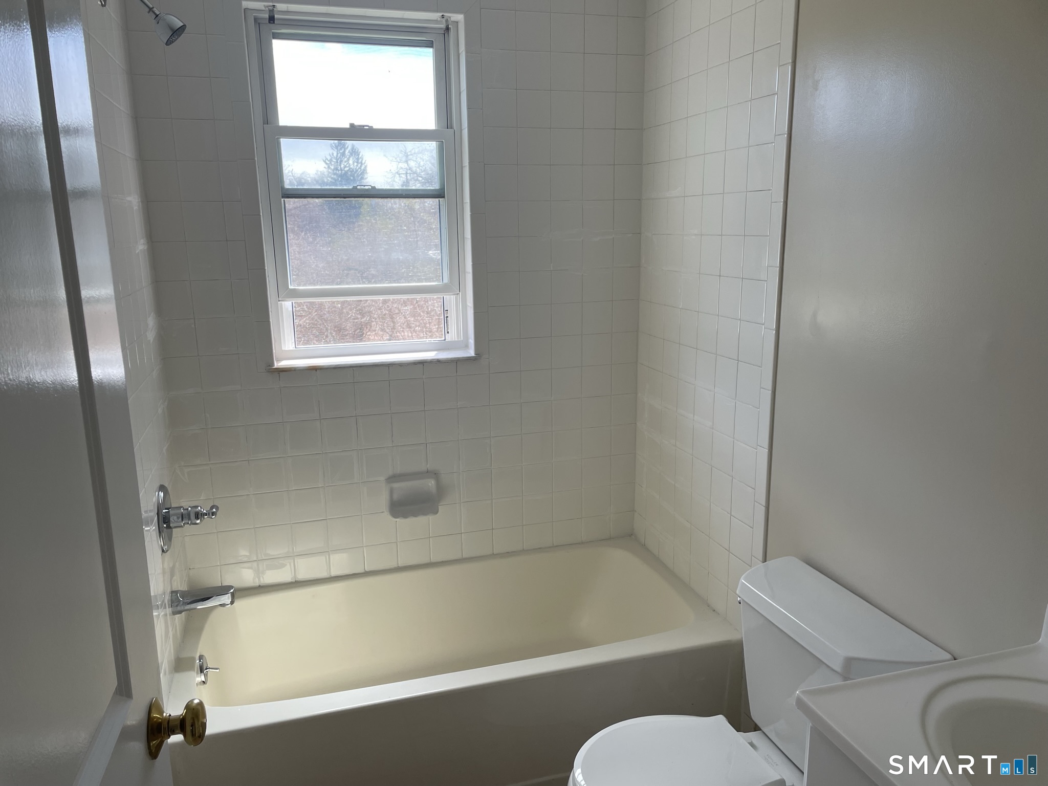 73 Gould Lane Branford CT 06405