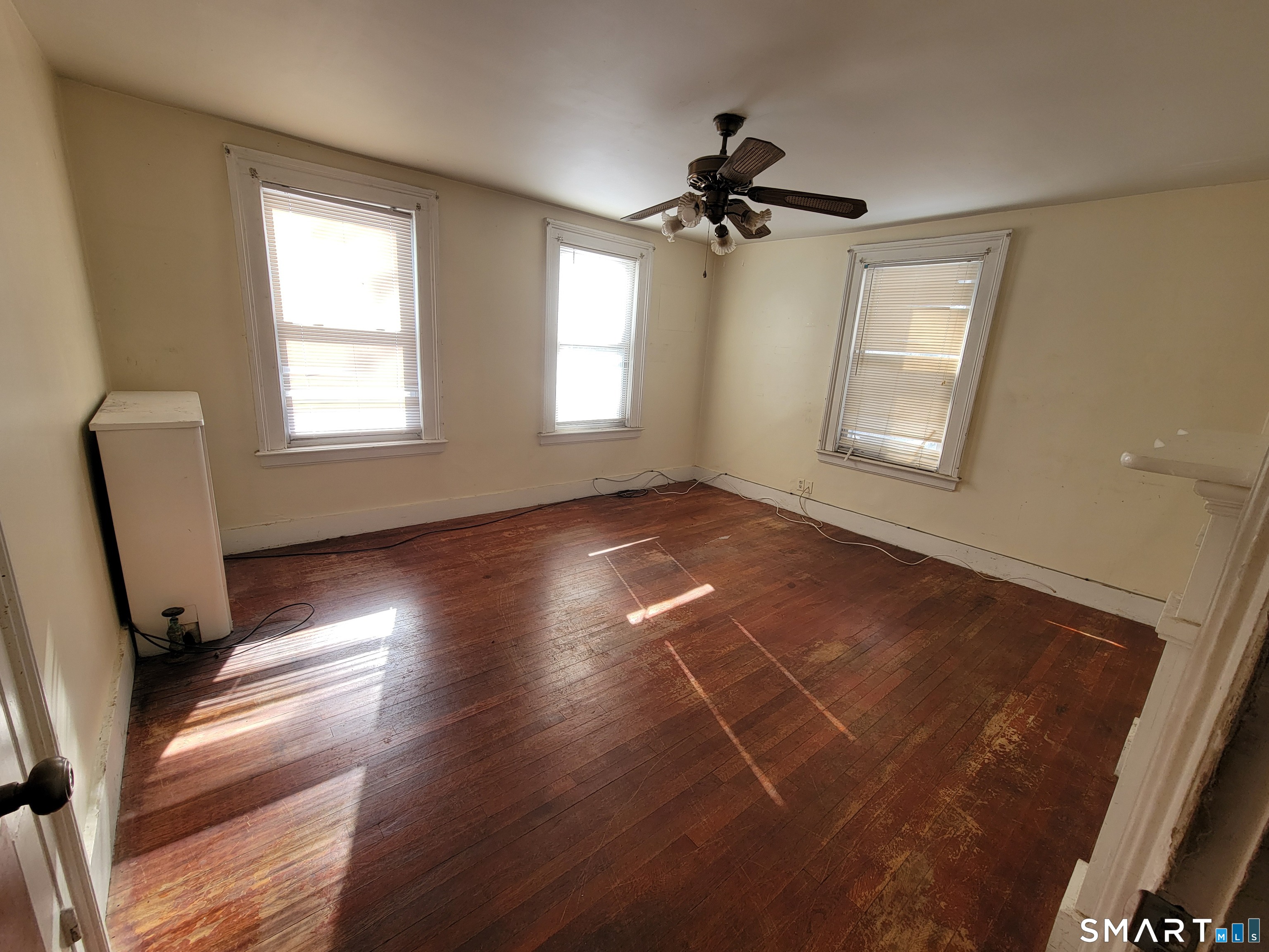 5 Oak Place West Haven CT 06516