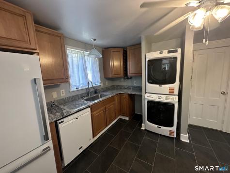 165 Whitfield Street Guilford CT 06437