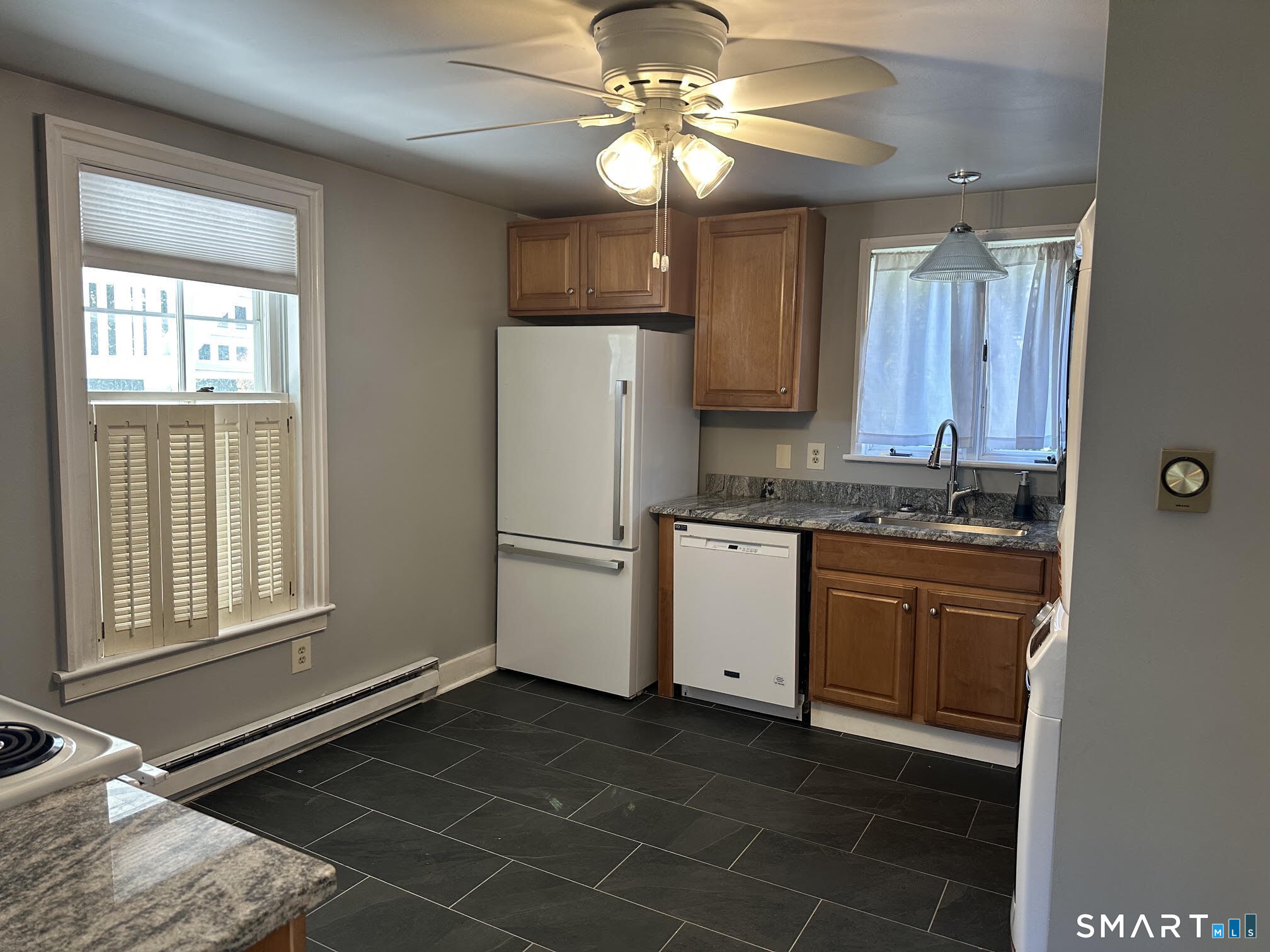 165 Whitfield Street Guilford CT 06437