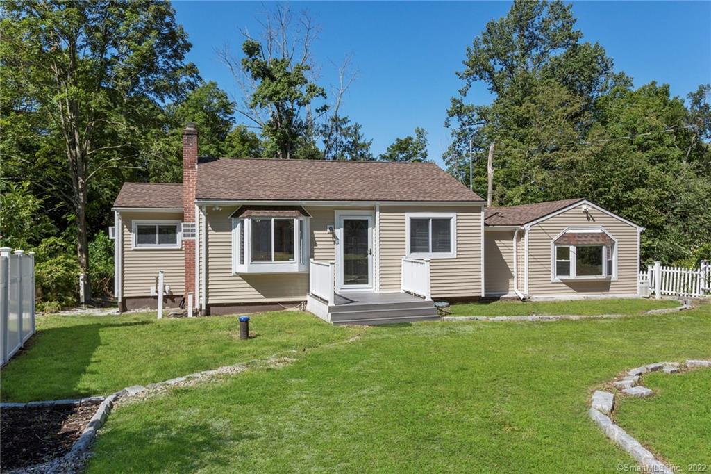 16 Albion Road New Fairfield CT 06812