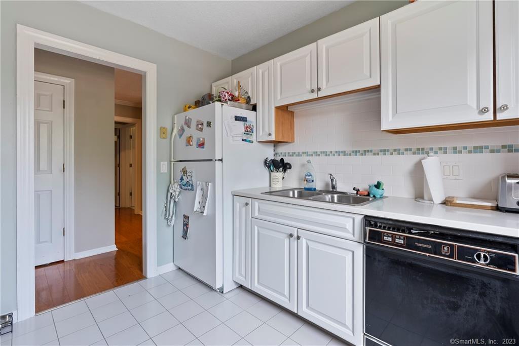 15 Highland Street West Hartford CT 06119