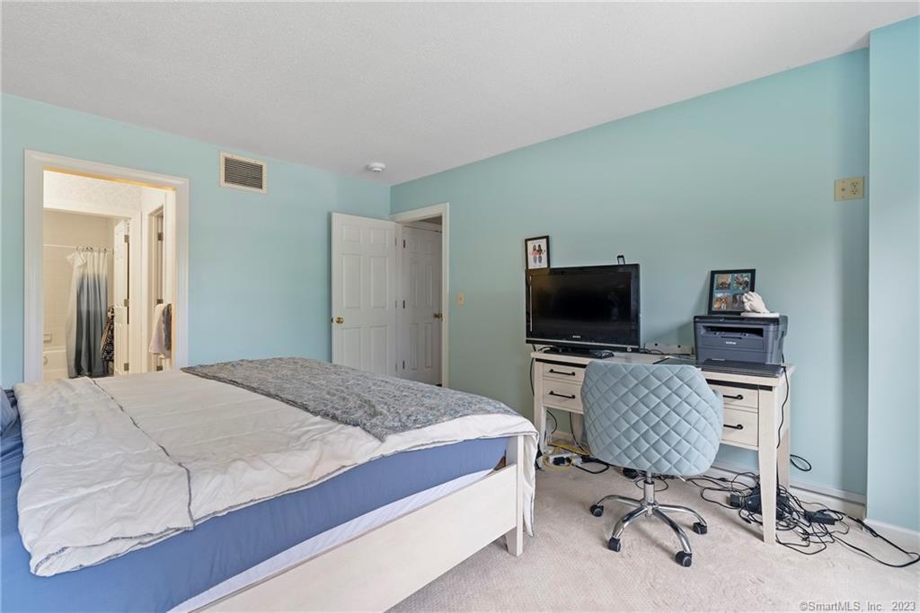 15 Highland Street West Hartford CT 06119