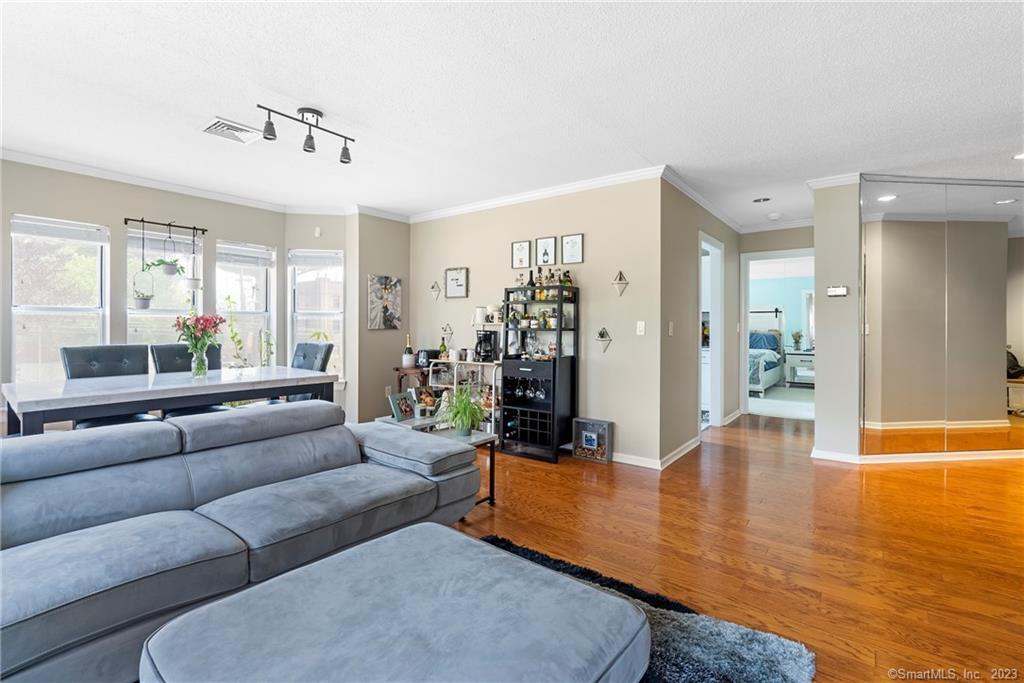 15 Highland Street West Hartford CT 06119