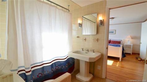 10 Weston Road Groton CT 06340