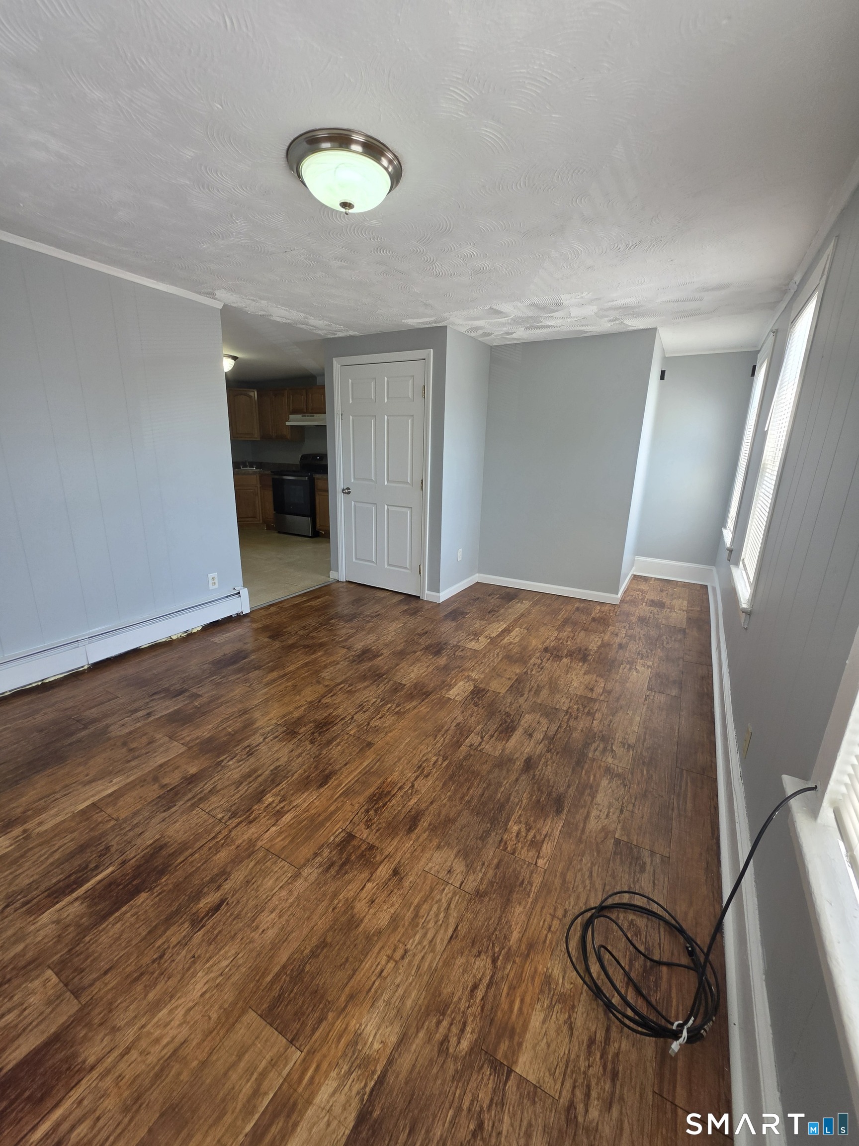 8 Mannz Street Hartford CT 06114