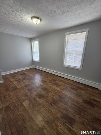8 Mannz Street Hartford CT 06114