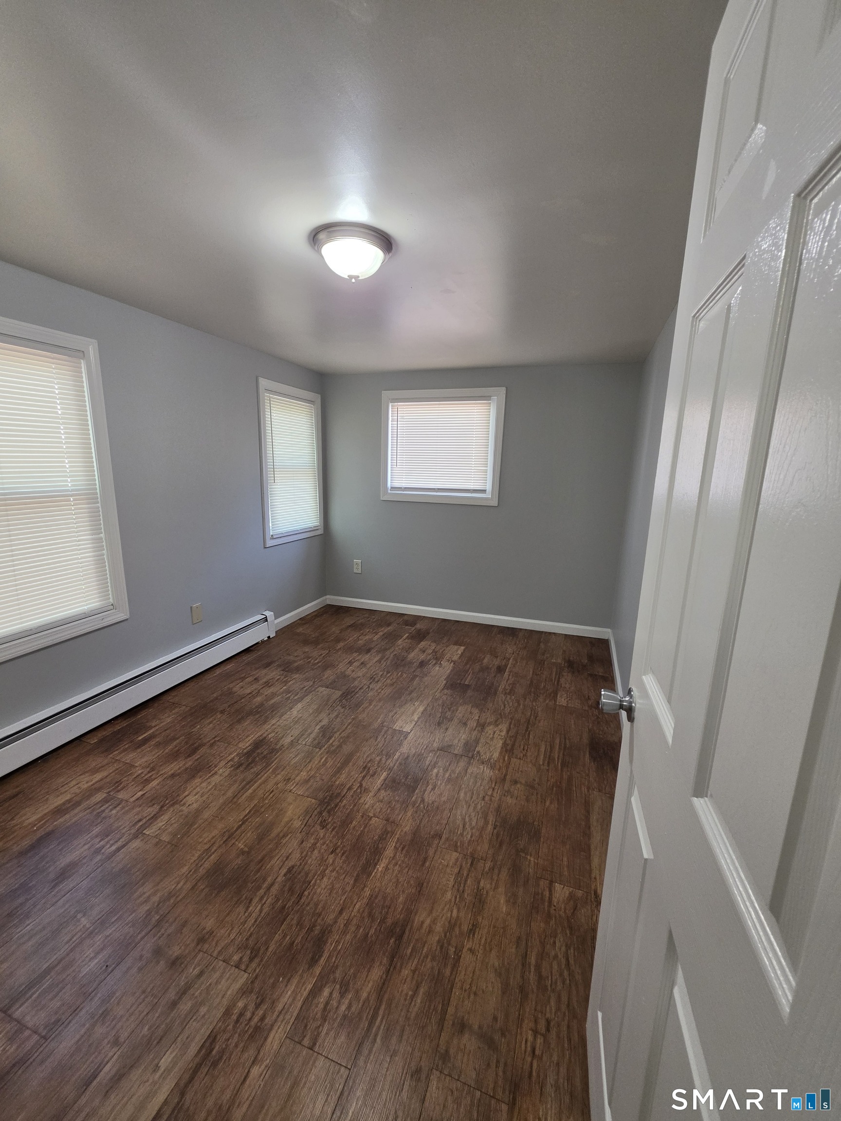 8 Mannz Street Hartford CT 06114