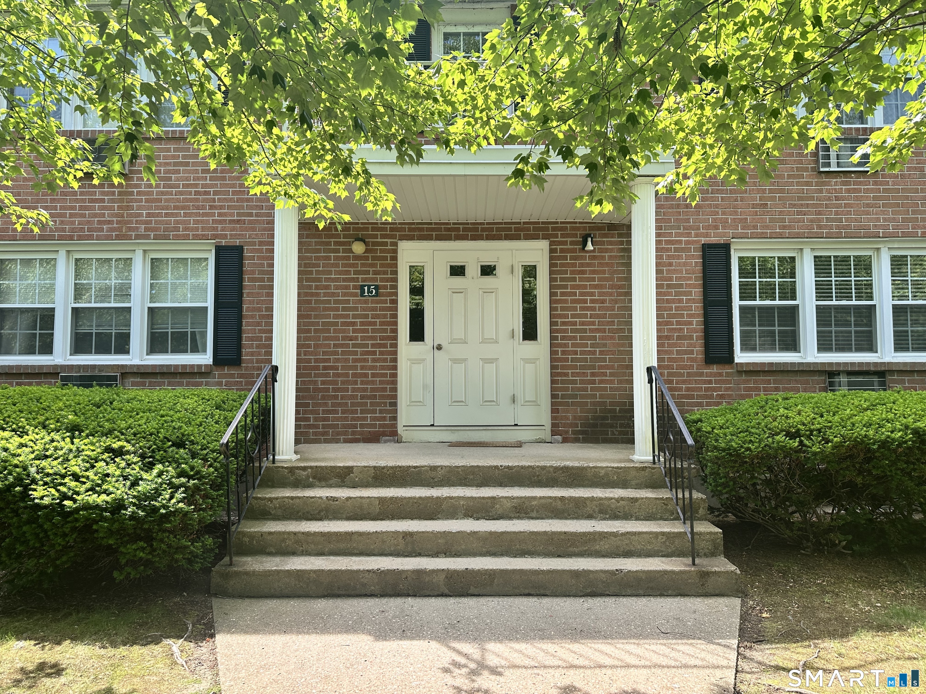 5 Grandview Drive Farmington CT 06032