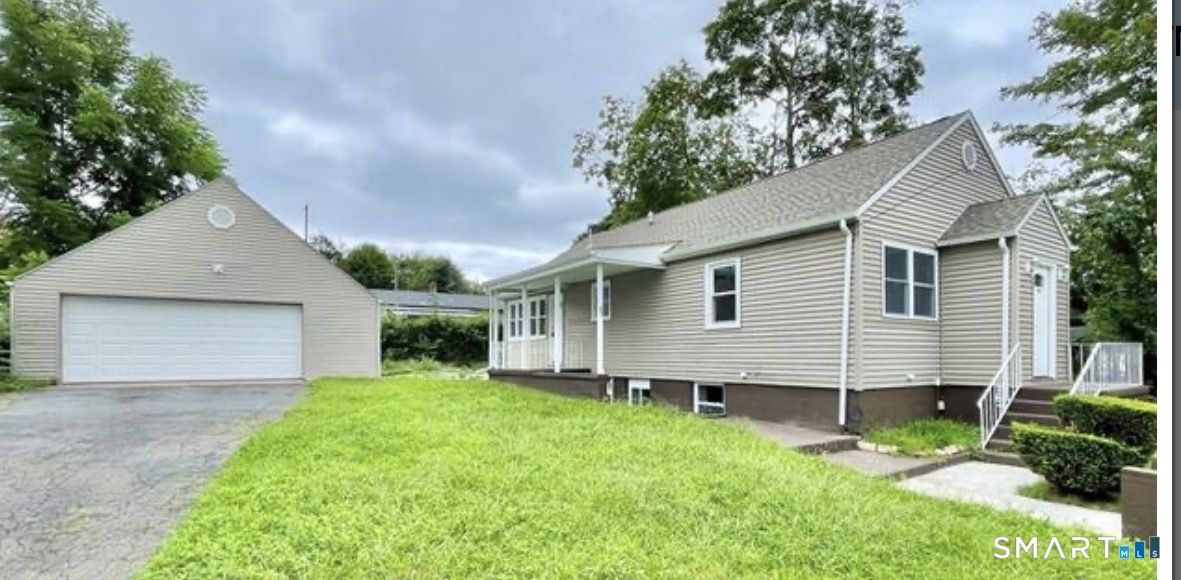 95 B Warner Street Hamden CT 06514