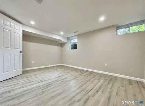 95 B Warner Street Hamden CT 06514