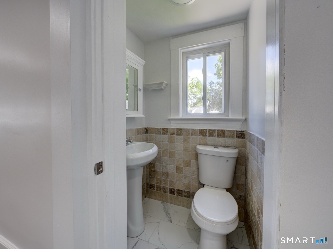 16 Shoreham Road New Haven CT 06512