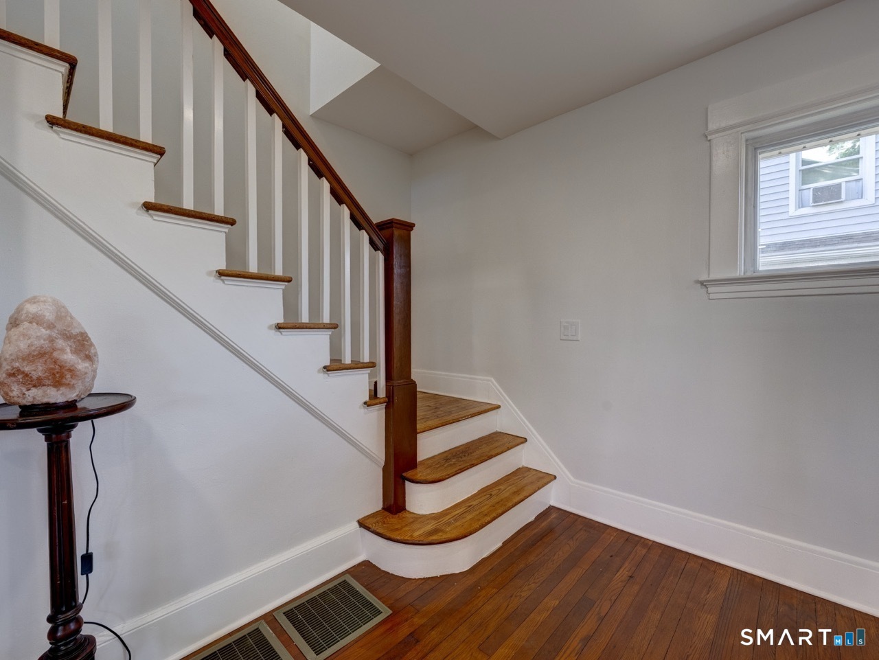 16 Shoreham Road New Haven CT 06512
