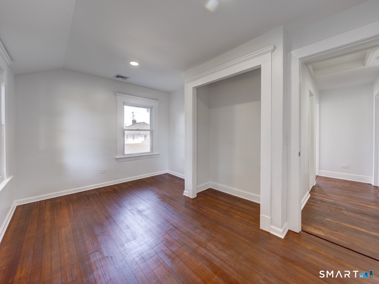 16 Shoreham Road New Haven CT 06512