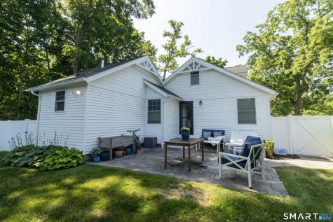 98 Union Street Guilford CT 06437