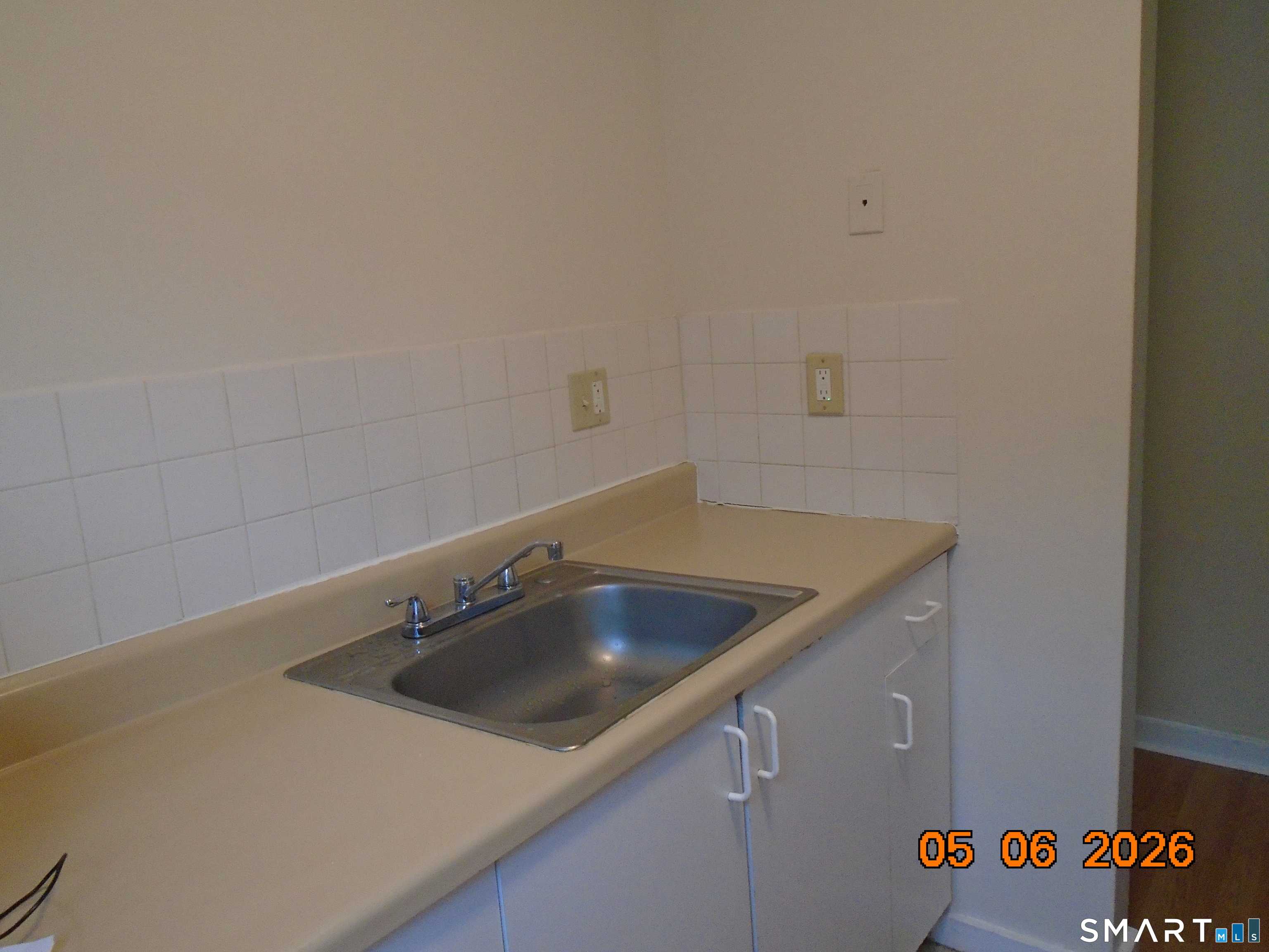 327 Augur Street Hamden CT 06517