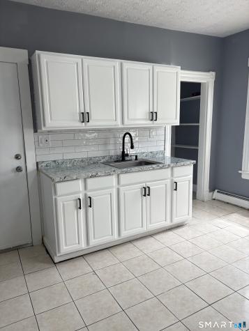 34 Lenox Street Hartford CT 06112