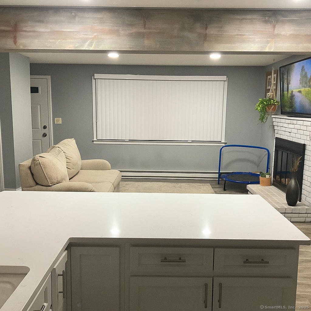 21 Goodwin Street Manchester CT 06040