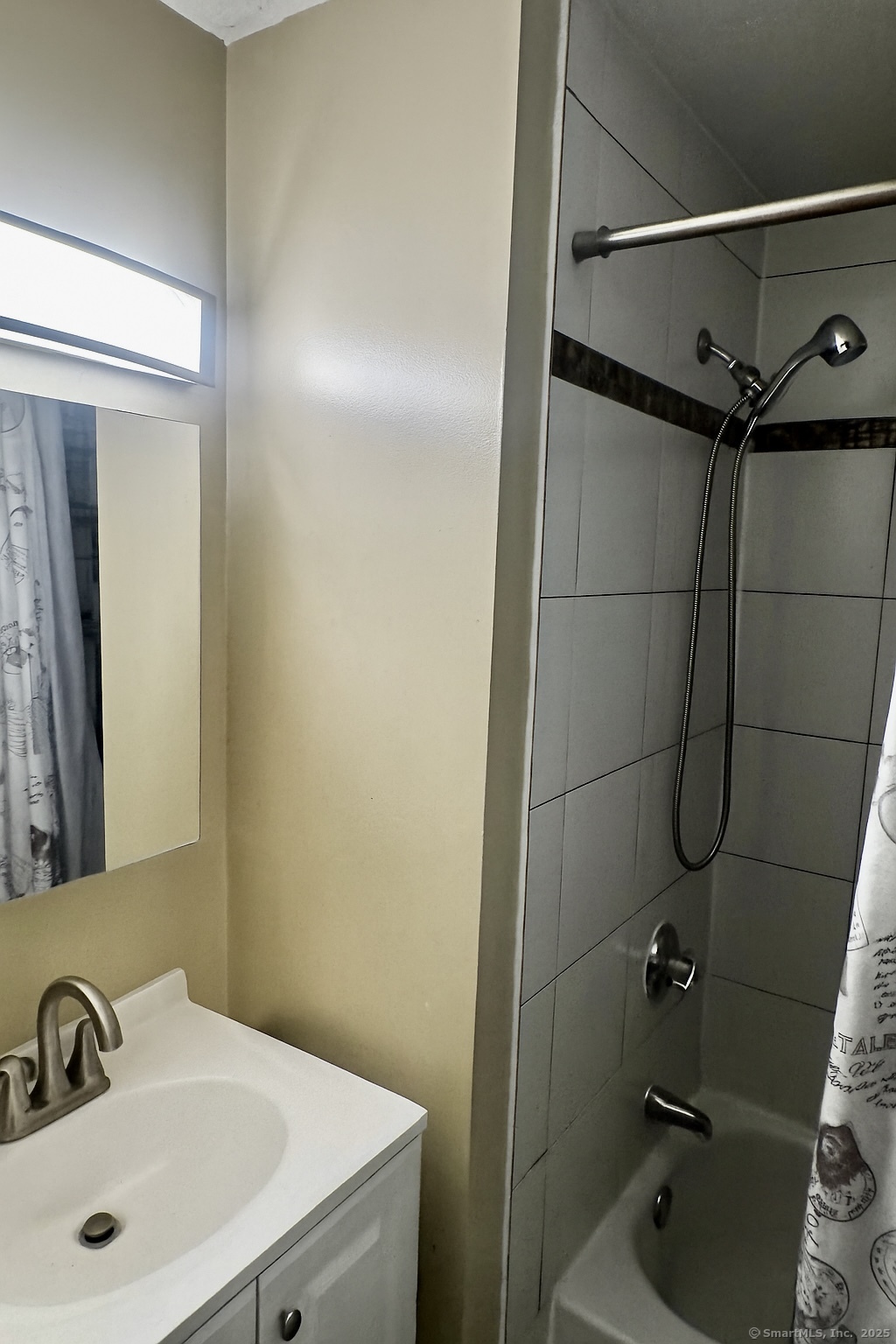 21 Goodwin Street Manchester CT 06040