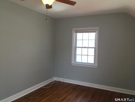 11 Fairlea Avenue Stratford CT 06614
