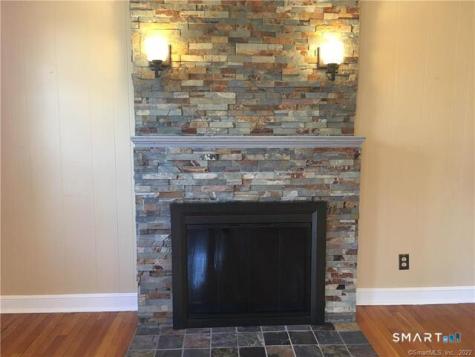 11 Fairlea Avenue Stratford CT 06614
