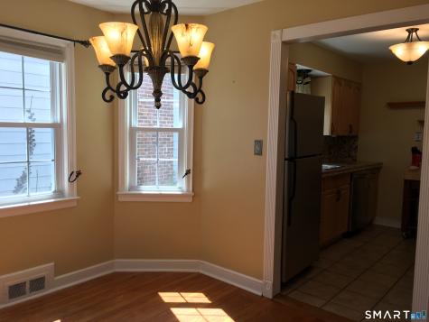 11 Fairlea Avenue Stratford CT 06614