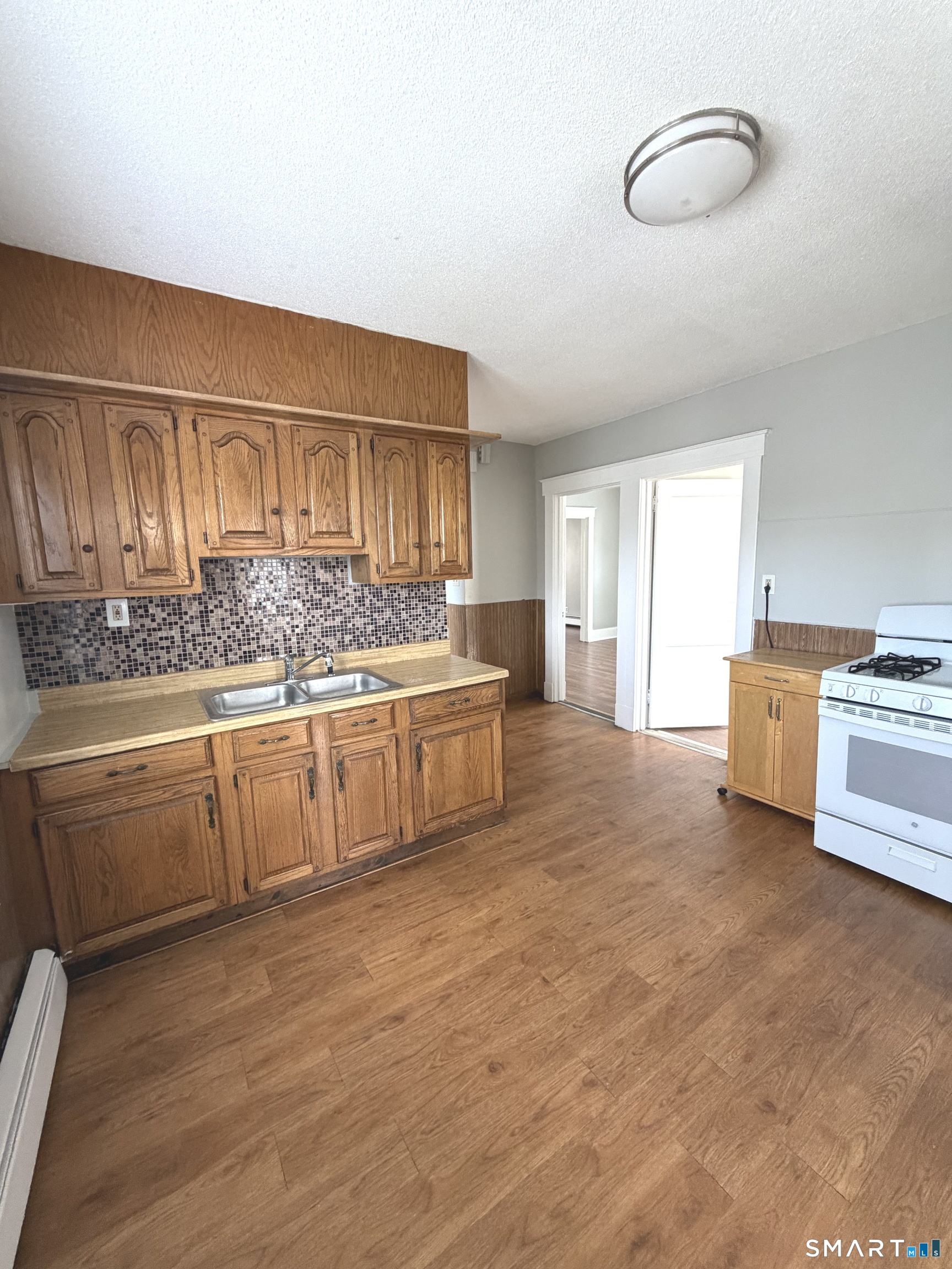 Hartford CT, 25 Arnold Street, Unit 3