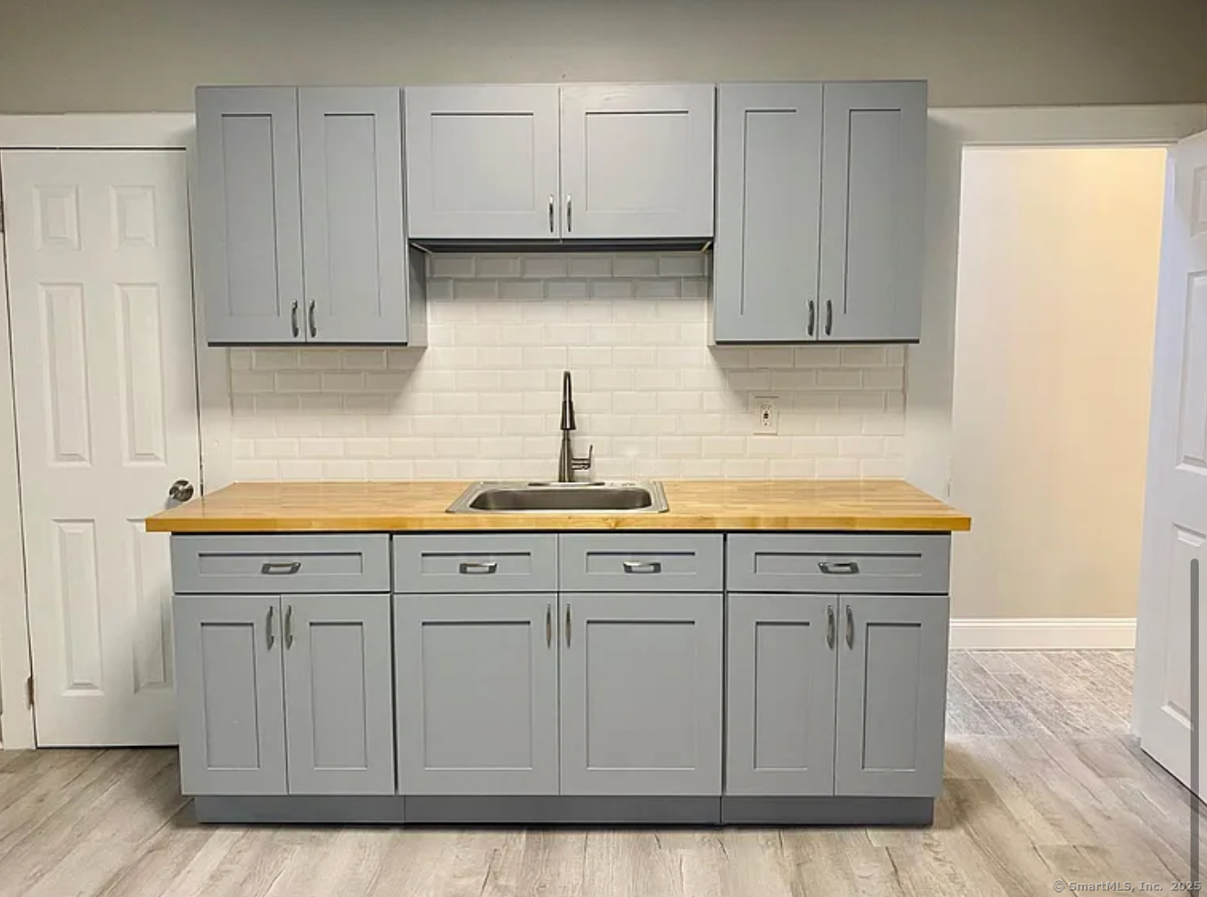 87 Caroline Street Bridgeport CT 06608
