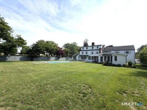 222 Sunnieholme Drive Fairfield CT 06824